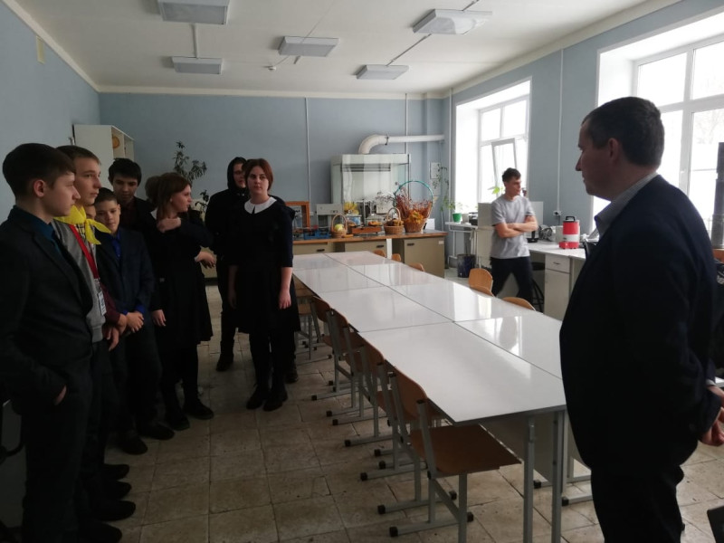 Агроклассники посетили Кемлянский аграрный колледж.